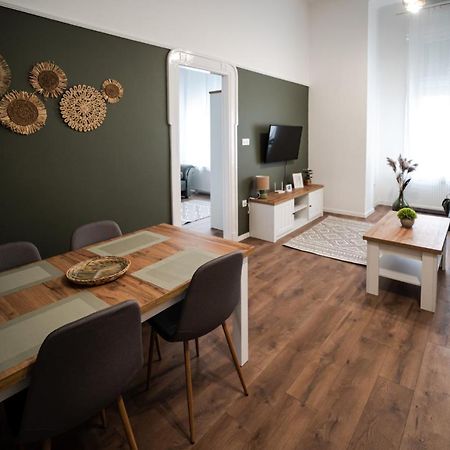 Volenter Lux Apartment Uno Baja Extérieur photo